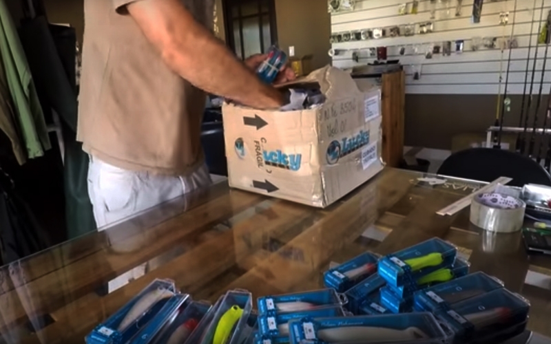 [Hoplias] Unboxing iscas Nelson Nakamura. Fatais na pesca de traíras!! - Os amigos da loja Hoplias Pesca Esportiva fizeram um Unboxing das iscas Lucky recém chegadas! CONFIRA!!!